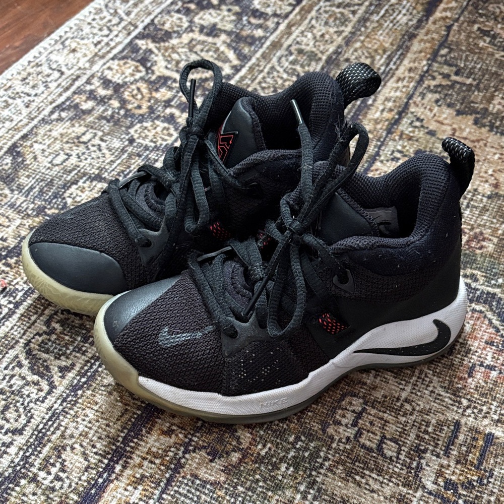 Nike Kids Black and White Sneakers